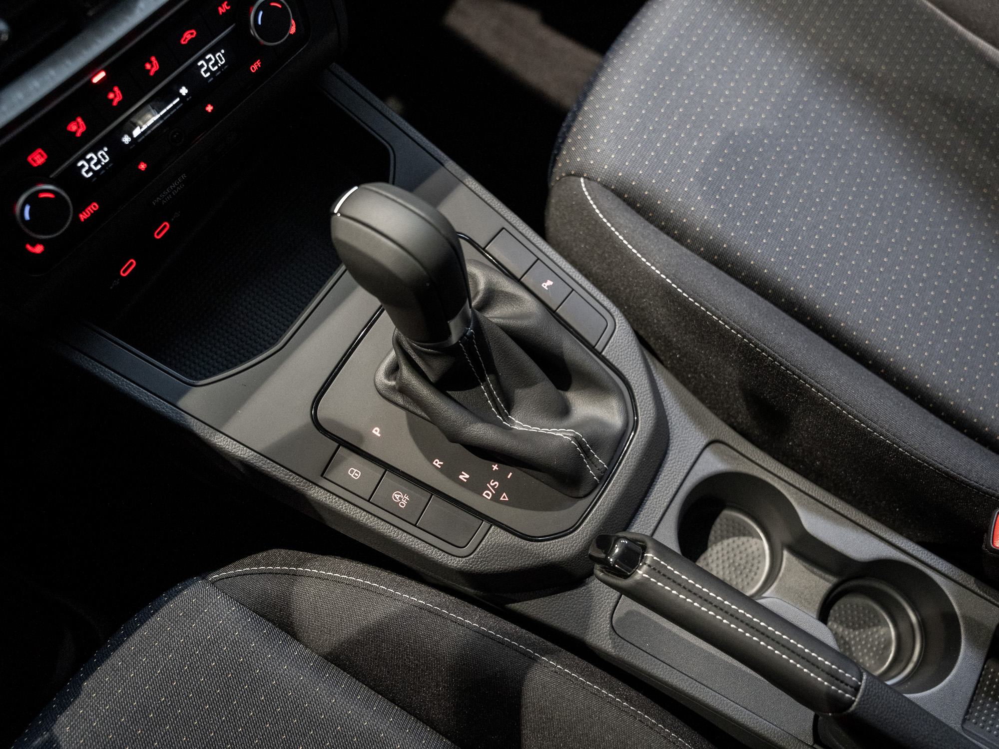 Seat - Ibiza Road Edition 1.0 LED W-Paket Navi PDC AUT_10