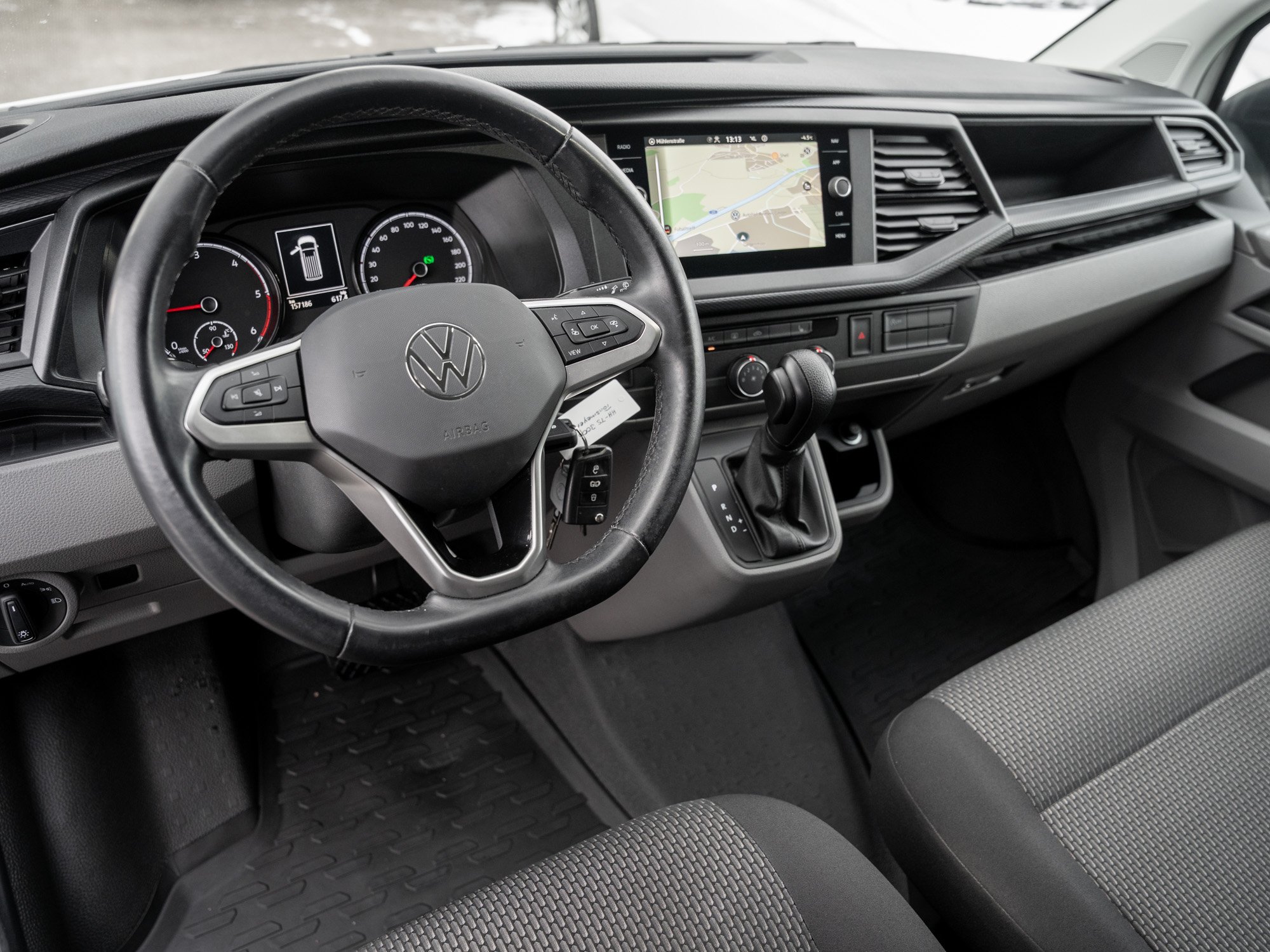 VW - T6.1 Transporter Kasten KR DSG+LED+NAVI+AHK+RFK+SCHEIBEN_21