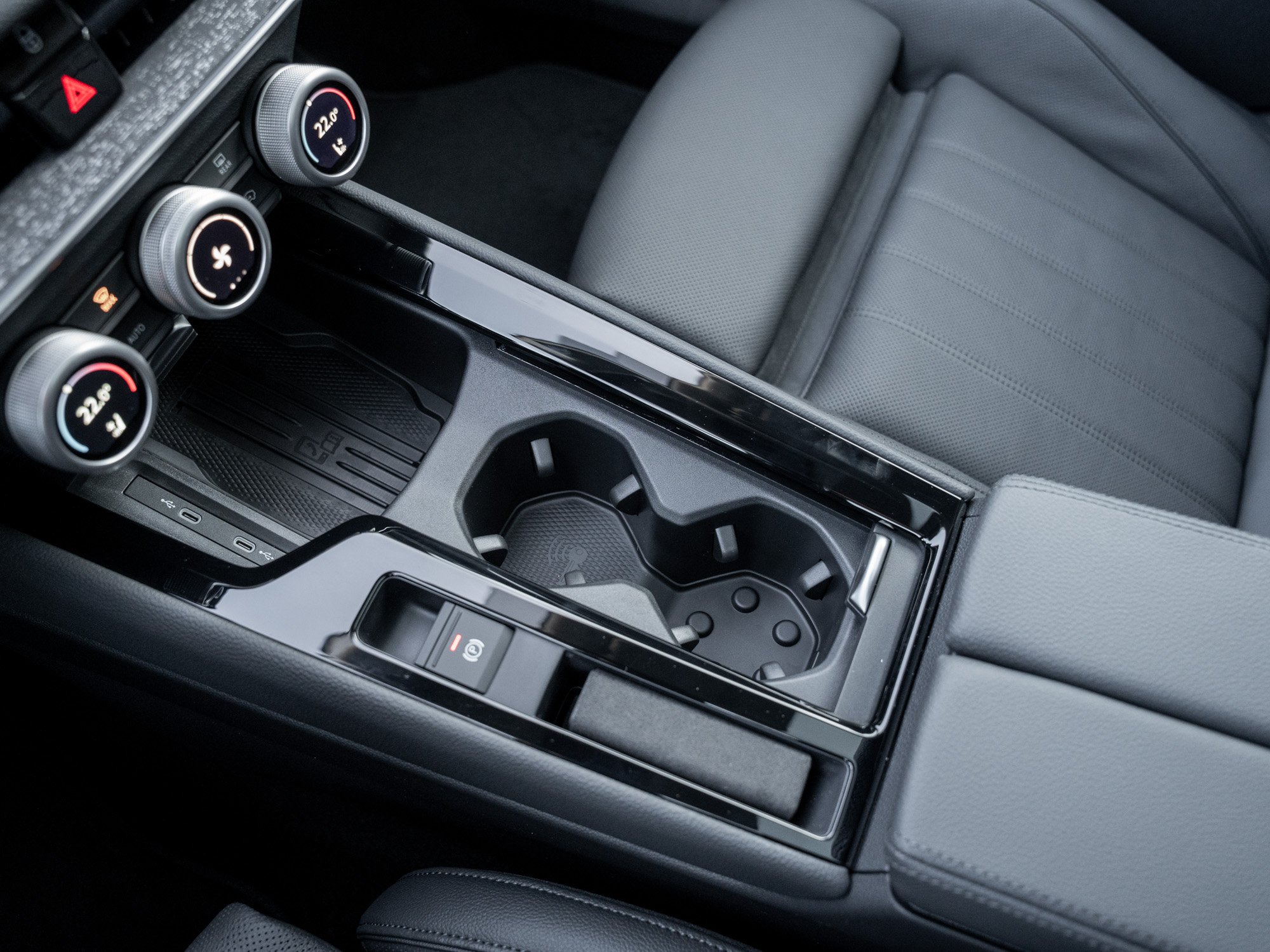 Skoda - Superb Combi 1.5 TSI iV W Selection AHK Kam. 360_15