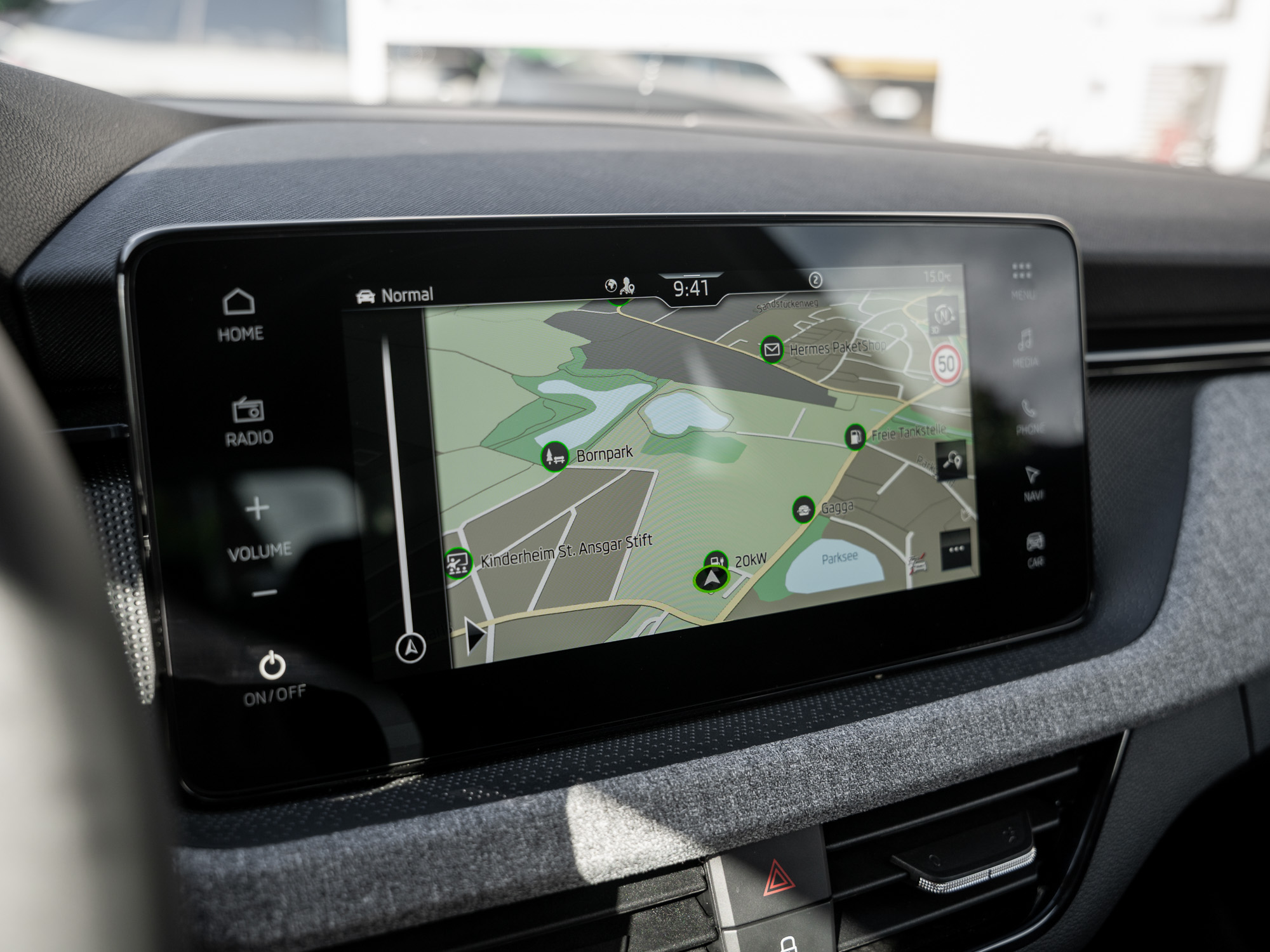 Skoda - KAMIQ SELECTION 1.0 TSI DSG Kam. Navi Virtual LM_9