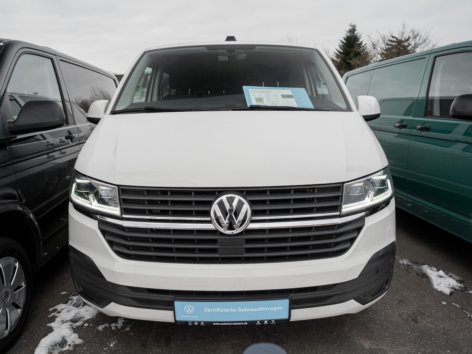 VW - T6.1 Transporter Plus Trendline KR DSG+6-SITZER_21
